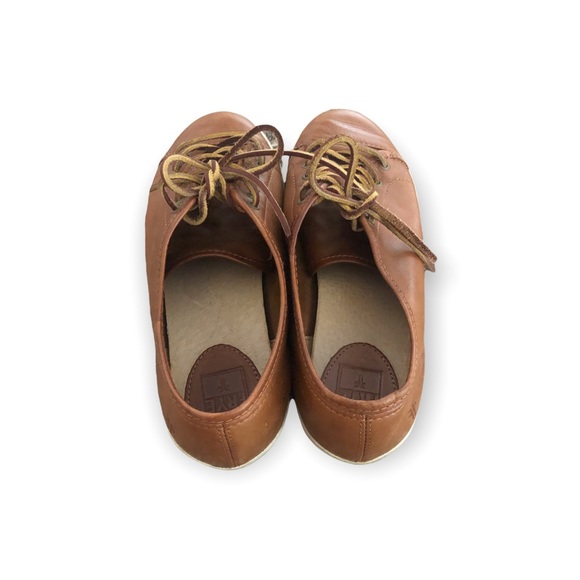 Frye Mindy Low Lace Leather Low Top Sneakers in Cognac - Picture 6 of 7